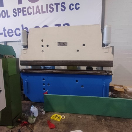 Hydraulic Pressbrake